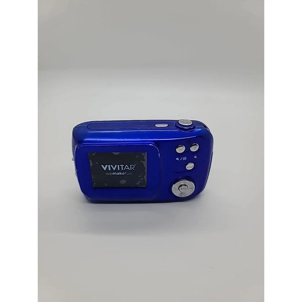 Vivitar ViviCam S126 Compact Digital Camera Blue Point and Shoot Tested